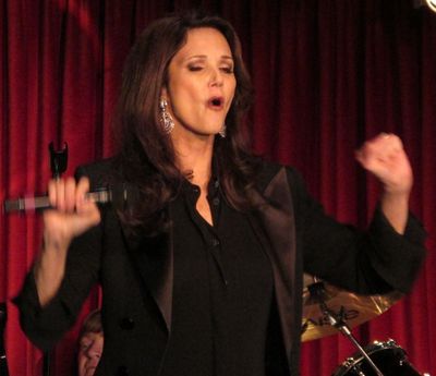 Lynda Carter Photo