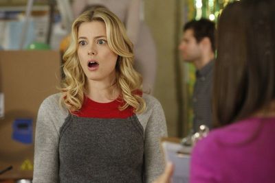 Gillian Jacobs Photo