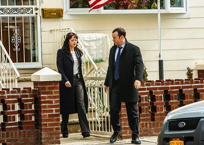 Donnie Wahlberg, Marisa Ramirez Photo