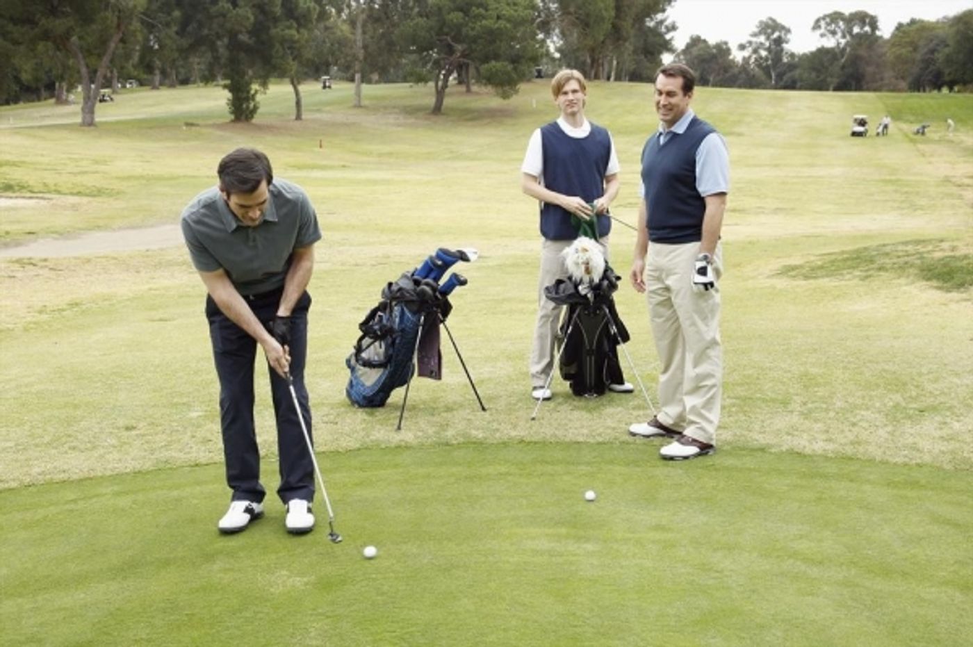 Photo Flash: First Look - MODERN FAMILY's 'Flip Flop,' Airing 4/10  Image