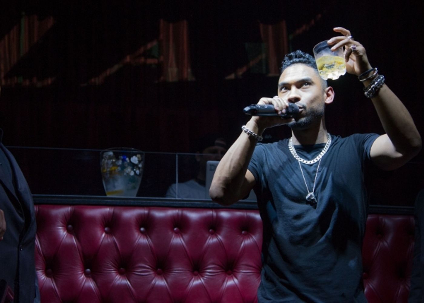 Photo Flash: R&B Singer Miguel Performs at LAX Nightclub Photo Flash: R&B Singer Miguel Performs at LAX Nightclub Image