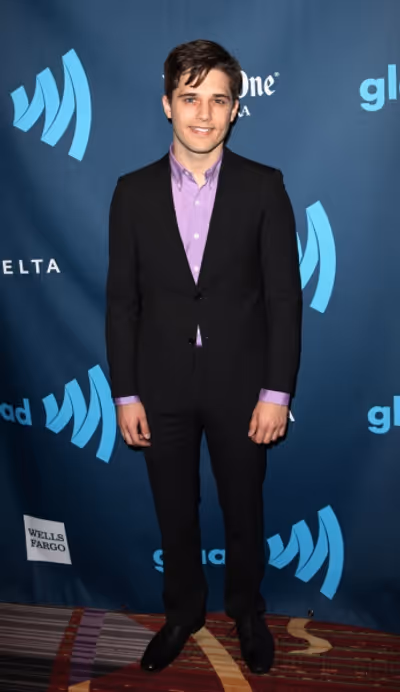 Andy Mientus Photo