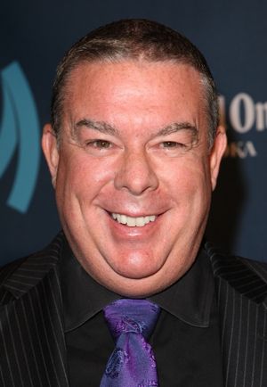 Elvis Duran @ BroadwayWorld Elvis Duran Photo