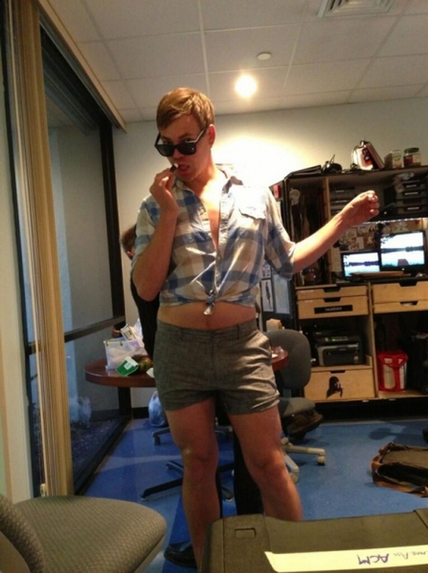 Photo Flash: Saturday Intermission Pics, March 16, Part 2 - MOTOWN Re-Interprets HANDS ON A HARDBODY and More! Photo Flash: Saturday Intermission Pics, March 16, Part 2 - MOTOWN Re-Interprets HANDS ON A HARDBODY and More! Image