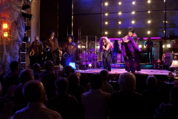 Tricia Kelly, Shay Saint-Victor, Kimberly Yarbrough, Mary Bridget Davies and Sabrina  Photo