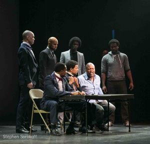 Tituss Burgess @ BroadwayWorld Tituss Burgess Photo