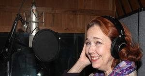 Harriet Harris @ BroadwayWorld Harriet Harris Photo