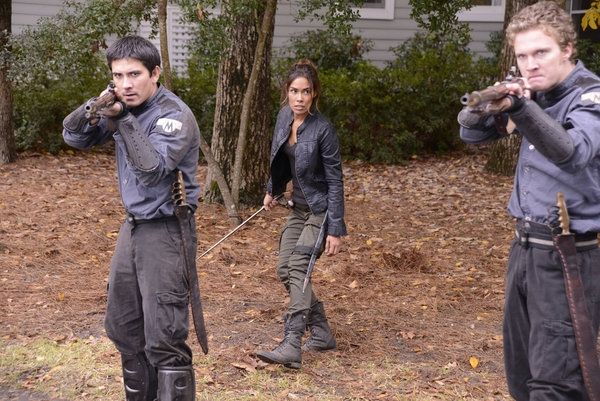 Daniella Alonso Photo