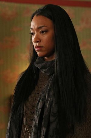 Sonequa Martin-Green Photo