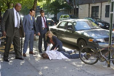 Chi McBride, Kevin Alejandro, Theo James, Bonnie Somerville Photo