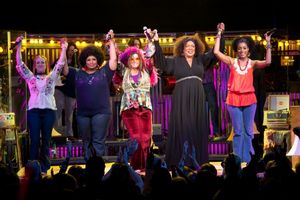 Tricia Kelly, Kimberly Yarbrough, Mary Bridget Davies, Sabrina Elayne Carten and Shay Photo