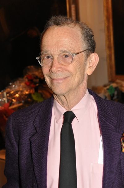 Joel Grey Photo
