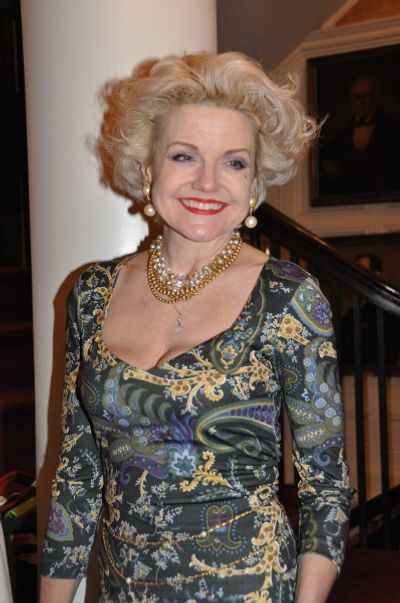 Alison Fraser Photo