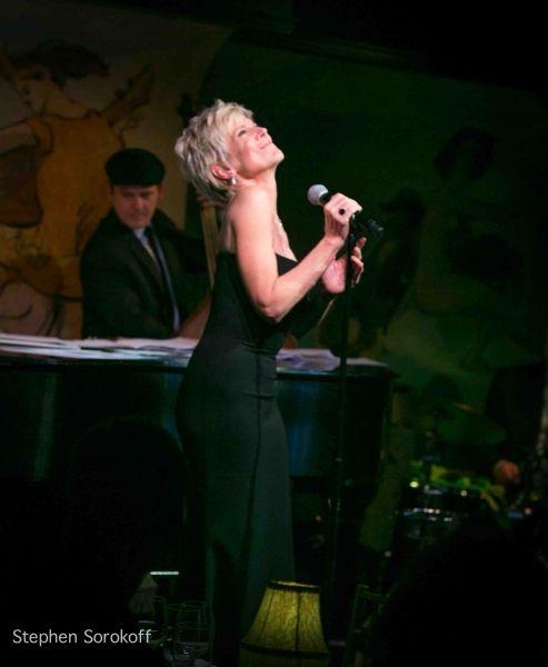 Photos: Debby Boone Brings SWING THIS to Cafe Carlyle — photo 1 of 20