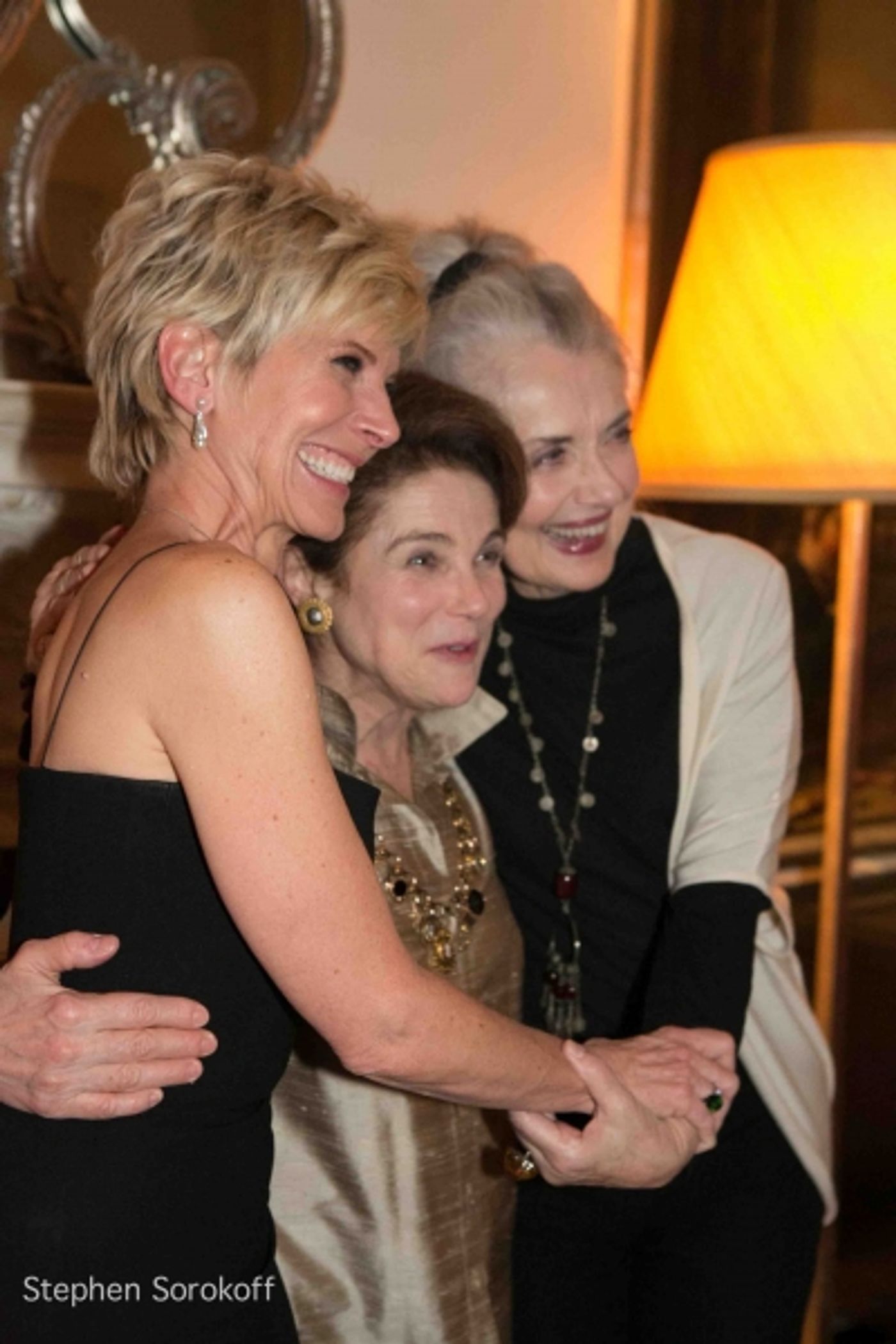 Photo Coverage: Debby Boone Brings SWING THIS to Cafe Carlyle Photo Coverage: Debby Boone Brings SWING THIS to Cafe Carlyle Image