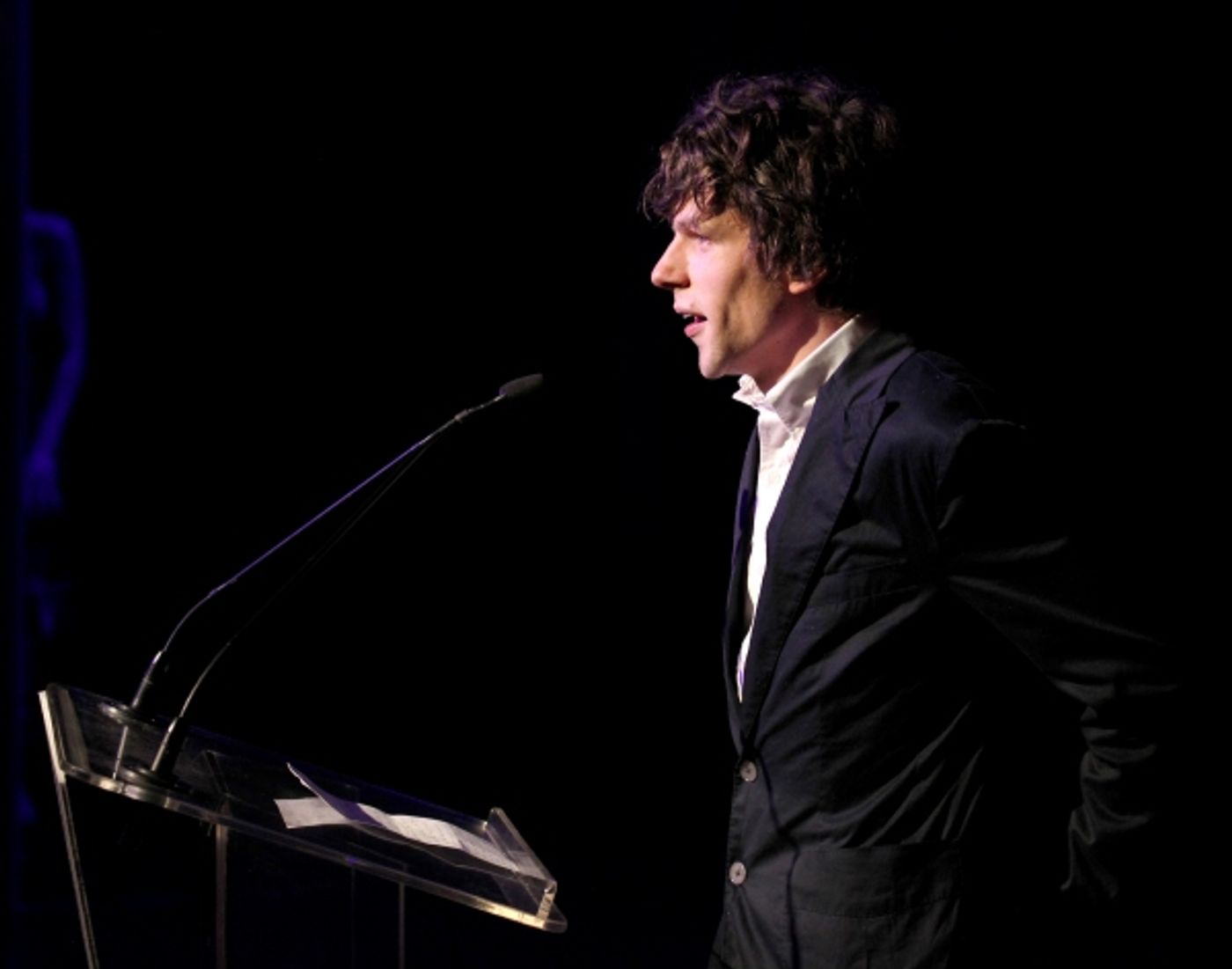 Photo Coverage: Judy Kuhn, Mandy Gonzalez & More Perform at Vineyard Theatre's 30th Gala- Part One  Image