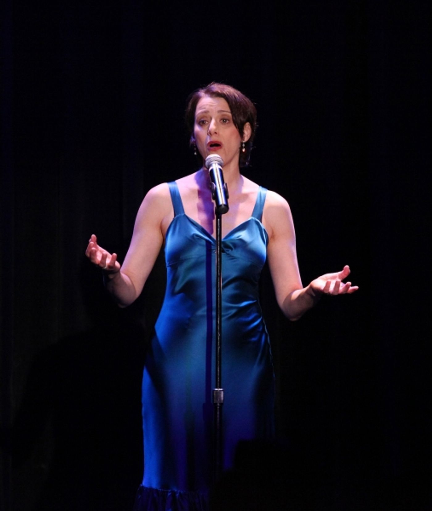 Photo Coverage: Judy Kuhn, Mandy Gonzalez & More Perform at Vineyard Theatre's 30th Gala- Part One  Image