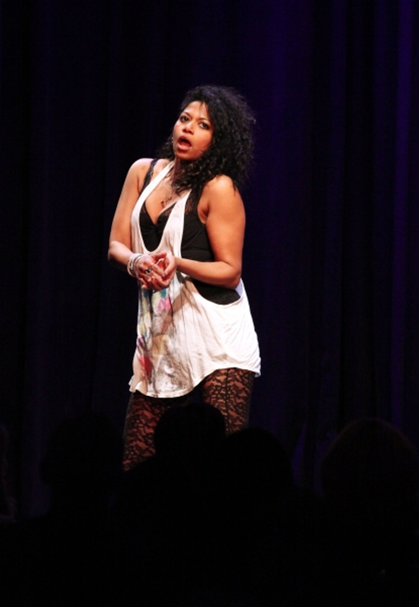 Photo Coverage: Judy Kuhn, Mandy Gonzalez & More Perform at Vineyard Theatre's 30th Gala- Part One  Image