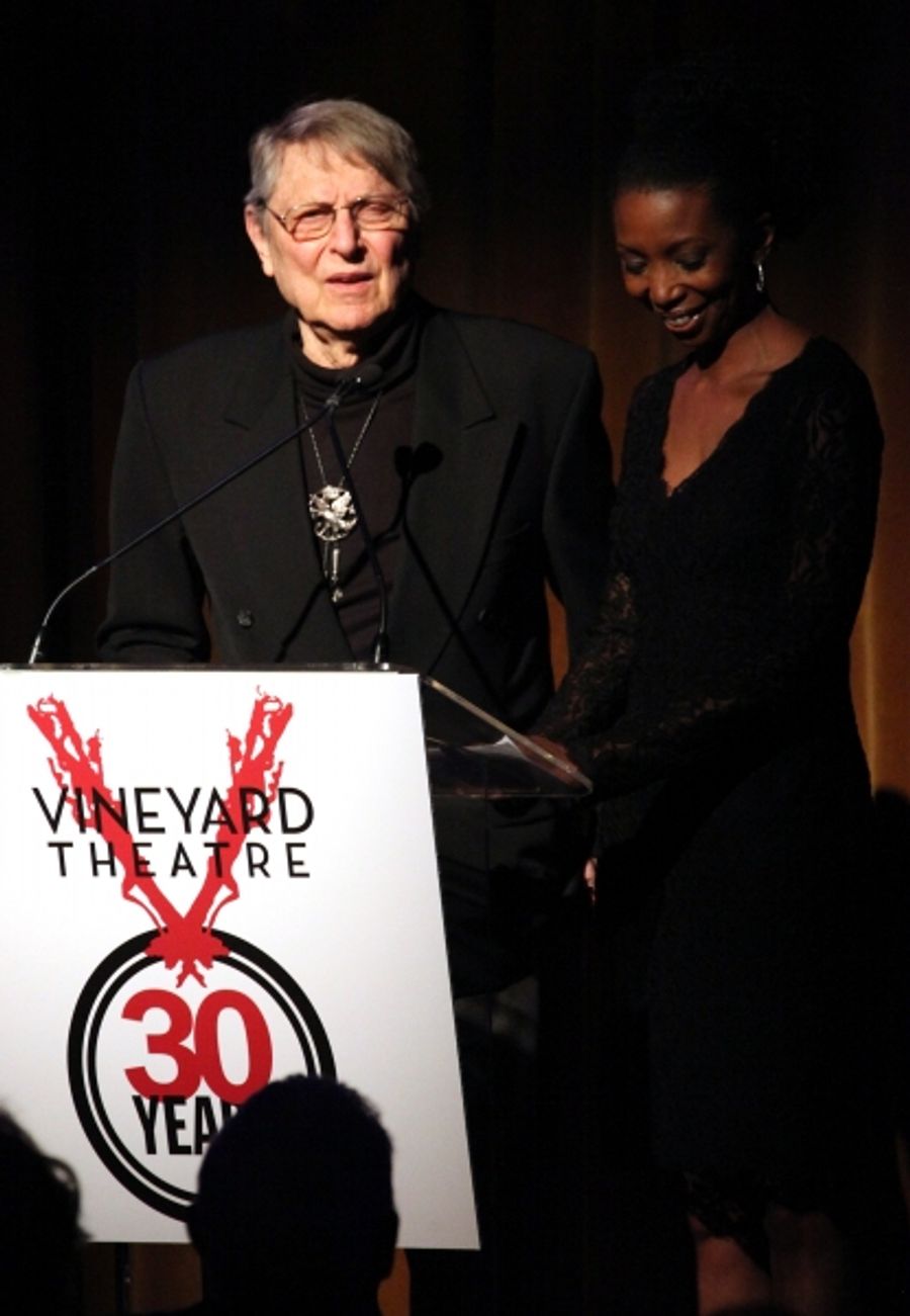 Photo Coverage: Judy Kuhn, Mandy Gonzalez & More Perform at Vineyard Theatre's 30th Gala- Part One Image