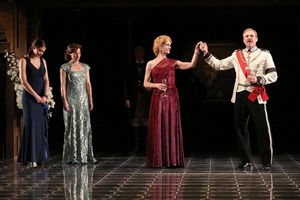 Harriet Weaver, FeliciTy Jones, Lisa Emery, and Marc Kudisch @ BroadwayWorld Harriet Weaver, FeliciTy Jones, Lisa Emery, and Marc Kudisch Photo