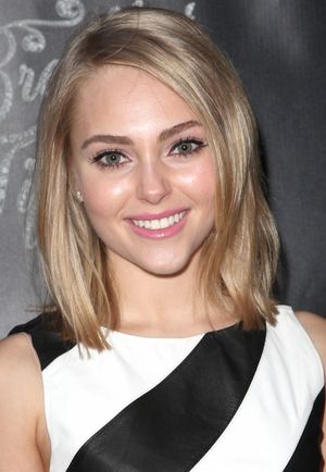 AnnaSophia Robb @ BroadwayWorld AnnaSophia Robb Photo