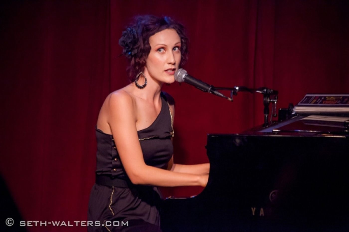 Photo Flash: Jane Monheit, Colleen Zenk and More at Jim Caruso's Cast Party at Birdland  Image