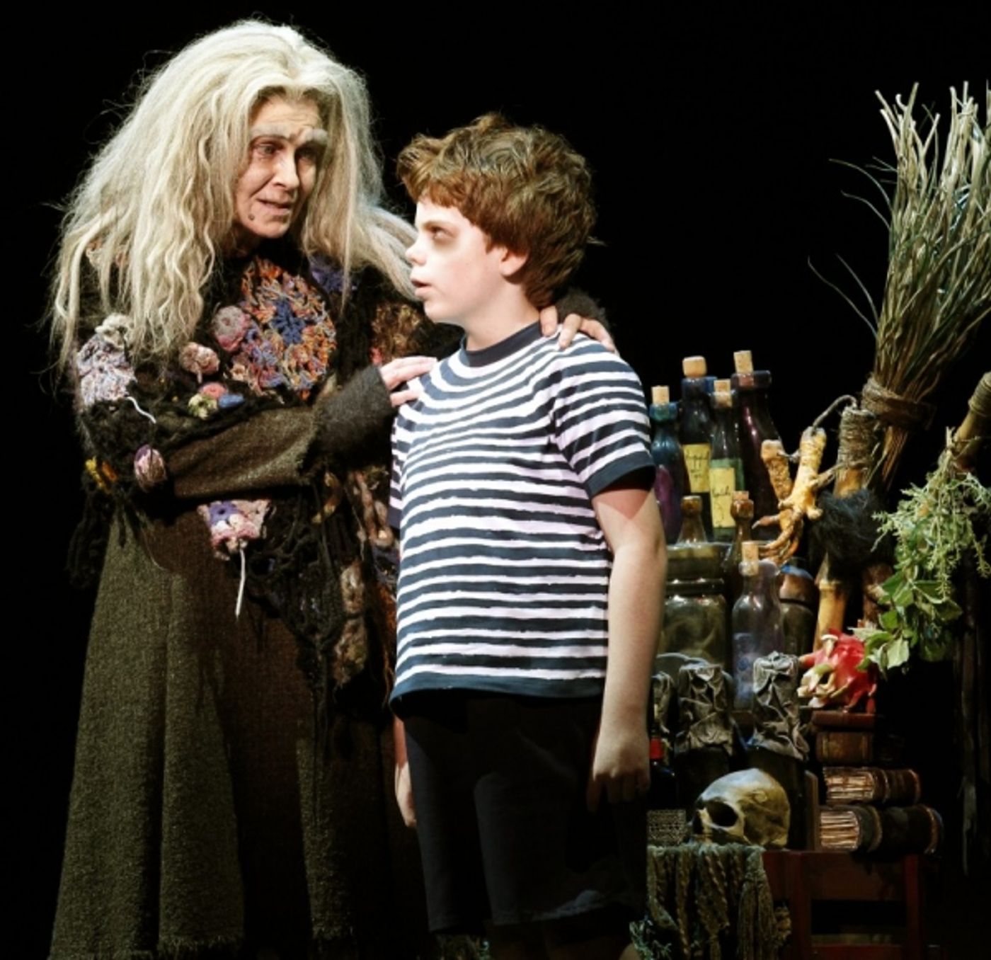 Photo Flash: First Look at John Waters, Chloe Dallimore and More in the Australian Premiere of THE ADDAMS FAMILY Photo Flash: First Look at John Waters, Chloe Dallimore and More in the Australian Premiere of THE ADDAMS FAMILY Image