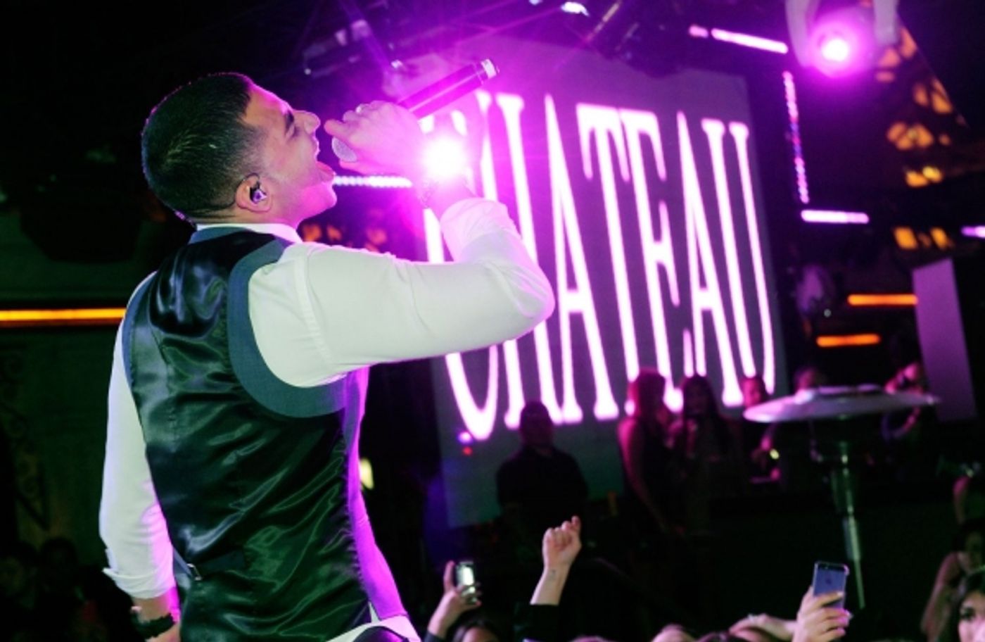 Photo Flash: Jay Sean Helps Chateau Nightclub & Gardens Celebrate Anniversary  Image