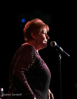 Helen Reddy Photo