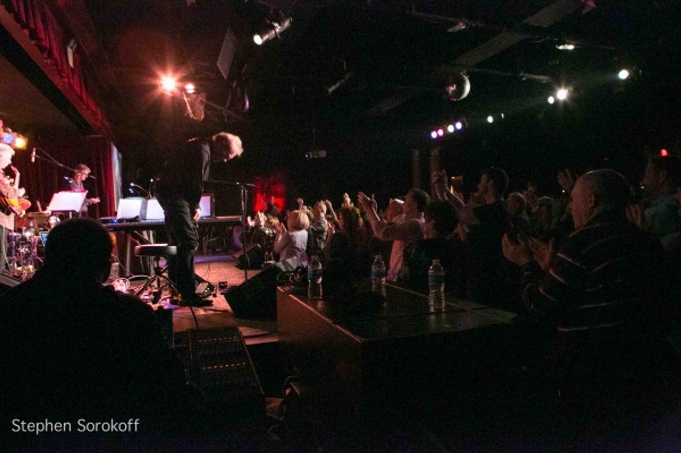 Photo Coverage: Helen Reddy Performs at B.B. King Blues Club Photo Coverage: Helen Reddy Performs at B.B. King Blues Club Image