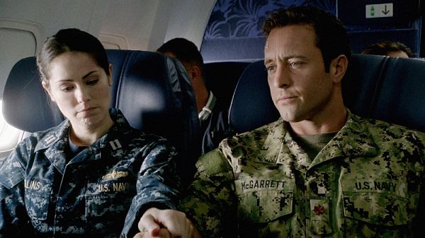 Michelle Borth, Alex O'Loughlin Photo