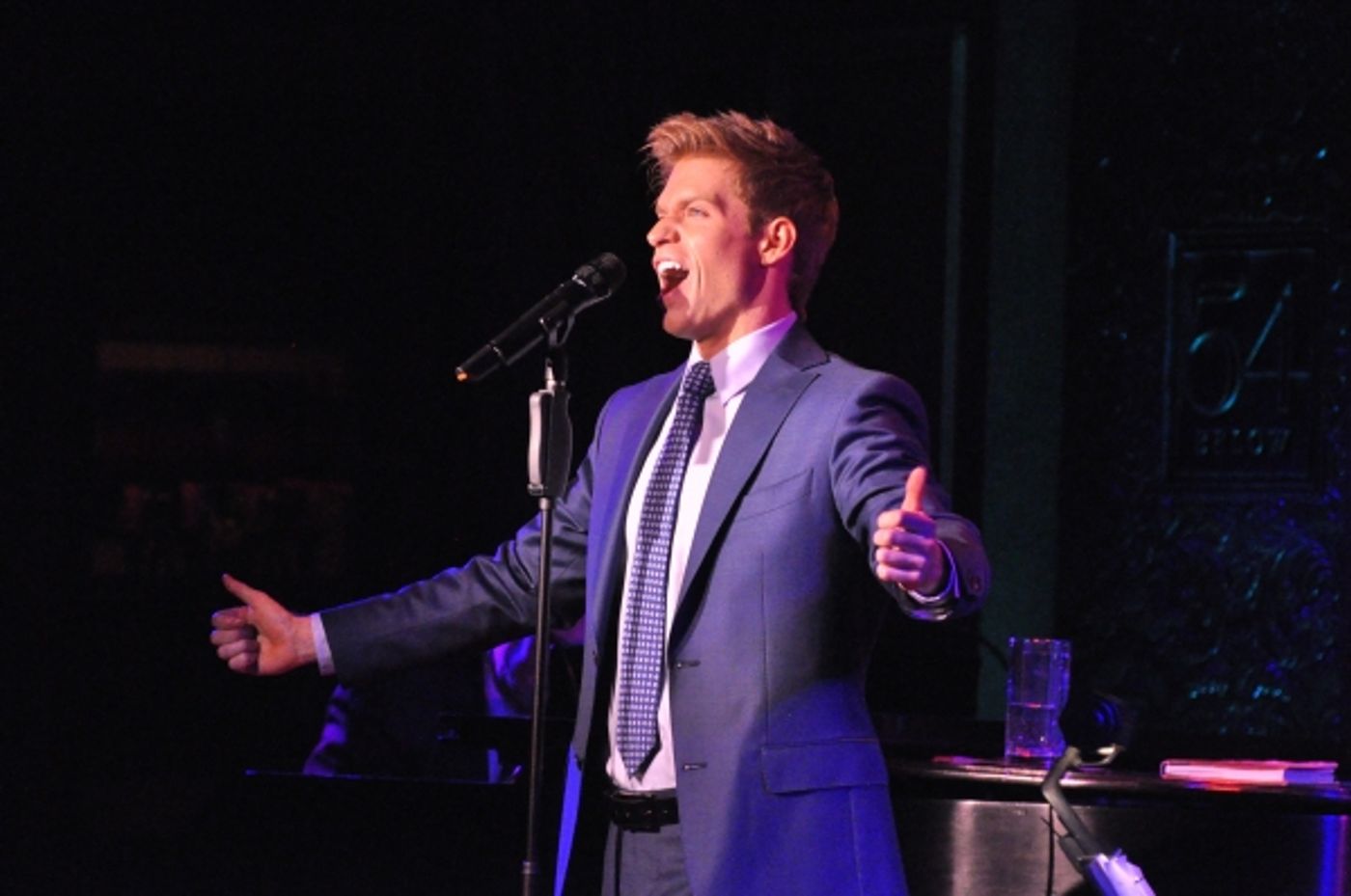 Photo Coverage: Hunter Ryan Herdlicka Plays 54 Below!  Image