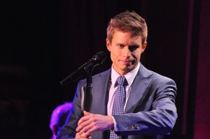 Hunter Ryan Herdlicka Photo