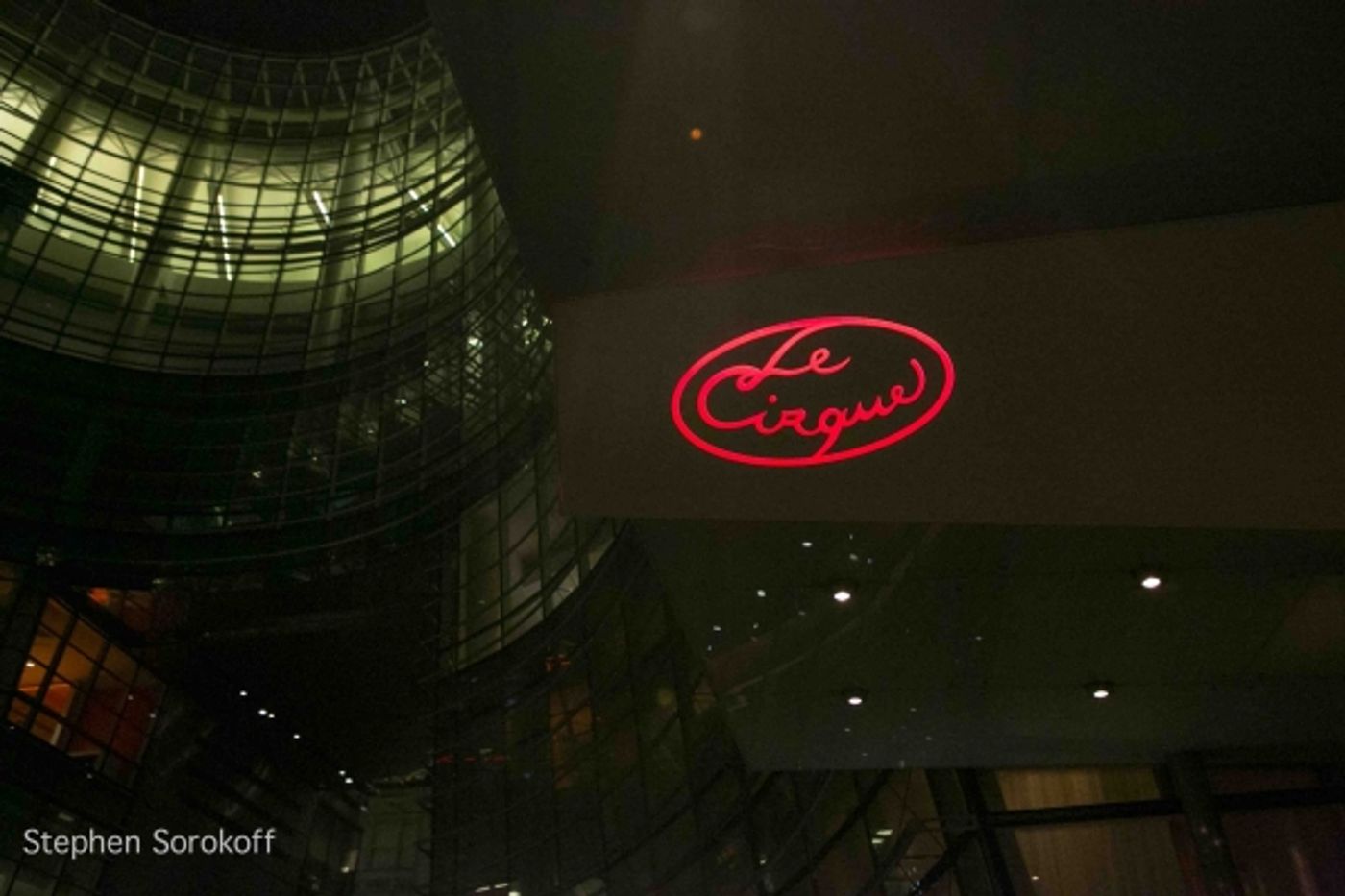 Photo Coverage: Le Cirque Launches MUSICAL MONDAYS with Lonnie Youngblood Trio Photo Coverage: Le Cirque Launches MUSICAL MONDAYS with Lonnie Youngblood Trio Image