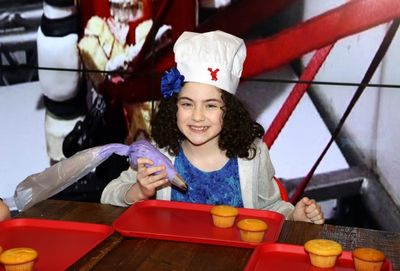 Lilla Crawford Photo