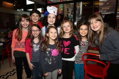 Lilla Crawford with Ava DeMary, Jack Broderick, Bailey Ryan, Sophia Gennusa, Crawford Photo