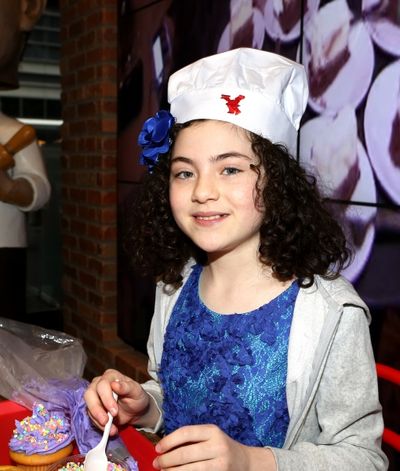 Lilla Crawford Photo