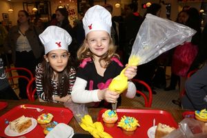 Oona Laurence & Milly Shapiro @ BroadwayWorld Oona Laurence & Milly Shapiro Photo