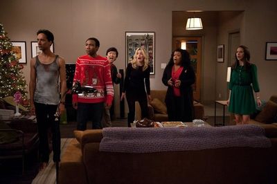 Danny Pudi, Donald Glover, Ken Jeong, Gillian Jacobs, Yvette Nicole Brown, Alison Bri Photo