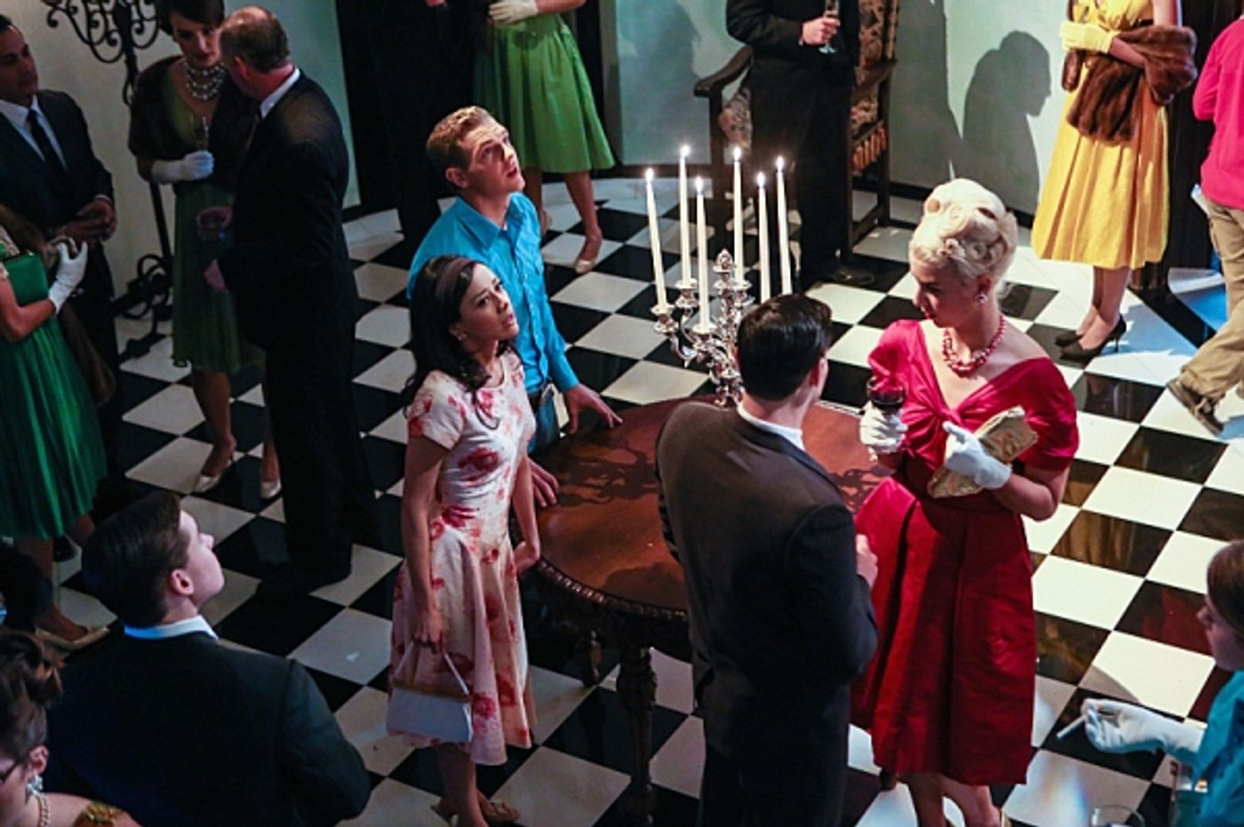 Photo Flash: First Look - VEGAS' 'Hollywood Ending,' Airing 4/12  Image