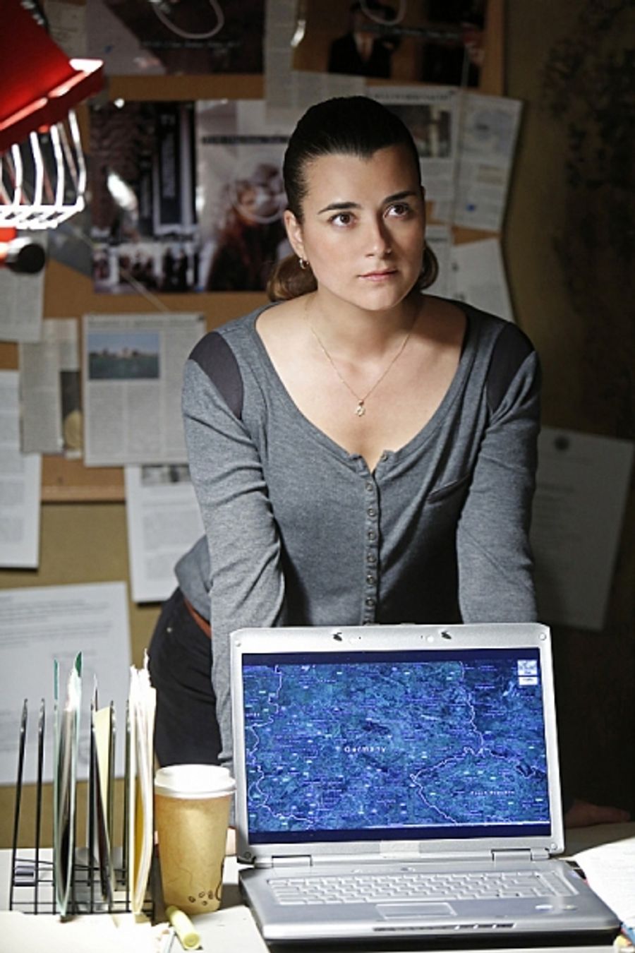 Photo Flash: First Look - NCIS' 'Chasing Ghosts,' Airing 4/9 Image