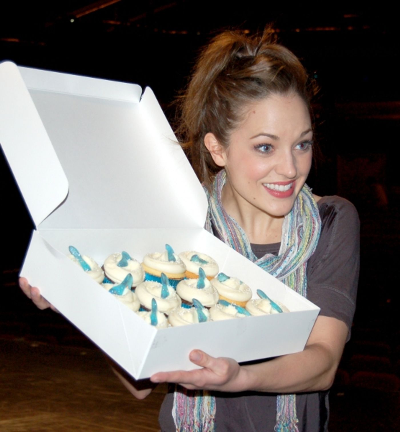 Photo Flash: CINDERELLA Gets Special Magnolia Cupcake!  Image