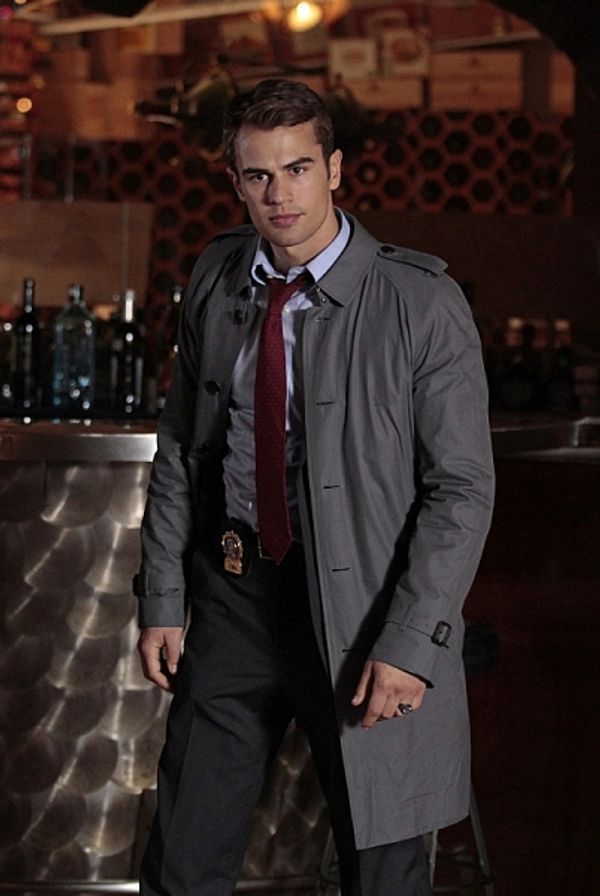 Theo James Photo