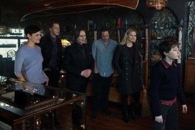 Ginnifer Goodwin, Josh Dallas, Robert Carlyle, Michael Raymond-JAMES, Jennifer Morris Photo