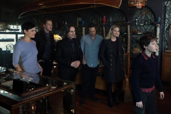 Ginnifer Goodwin, Josh Dallas, Robert Carlyle, Michael Raymond-JAMES, Jennifer Morris Photo