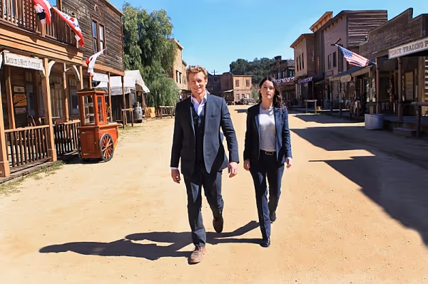 Simon Baker, Robin Tunney Photo