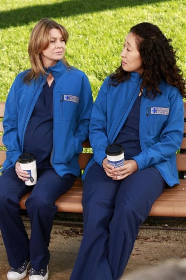 Ellen Pompeo, Sandra Oh Photo