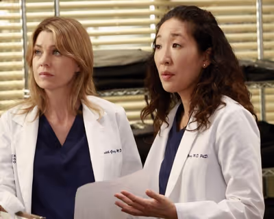 Ellen Pompeo, Sandra Oh Photo