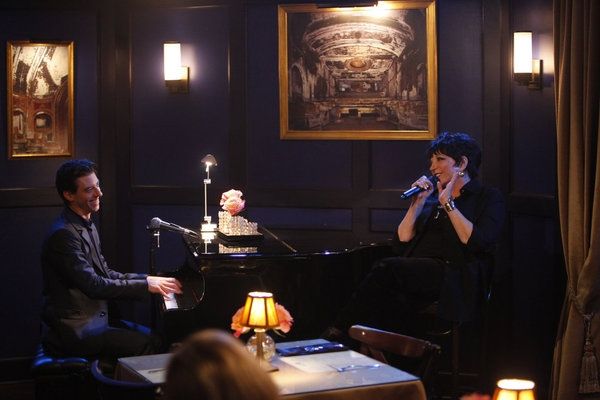 Photo Flash: Liza Minnelli Guests on SMASH's 'The Surprise Party,' 4/6  Image