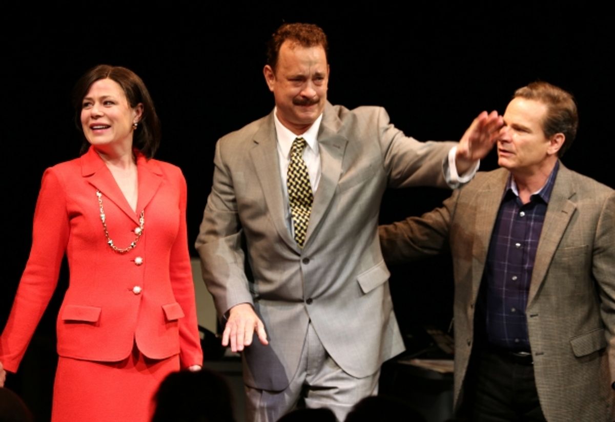Maura Tierney, Tom Hanks, Peter Scolari  at 